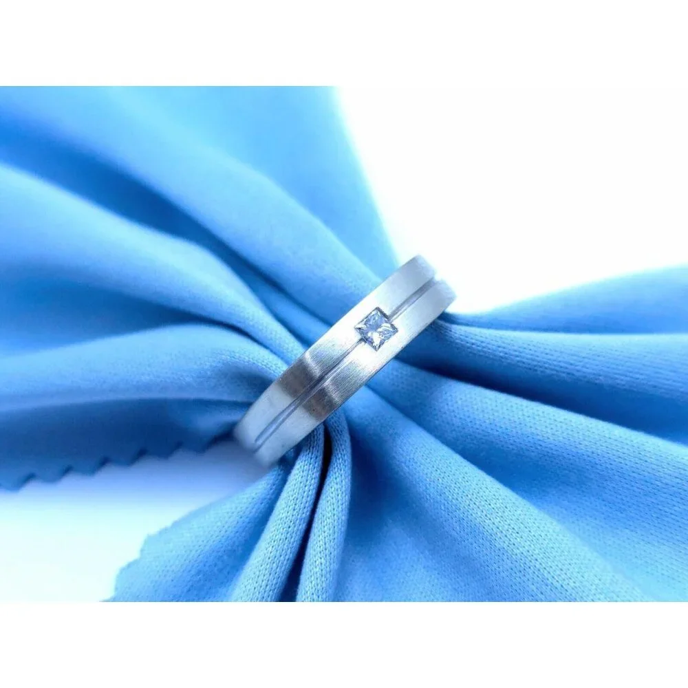 14K White Gold Matte Finish Comfort Diamond Square Wedding Band Ring Size 10.75
